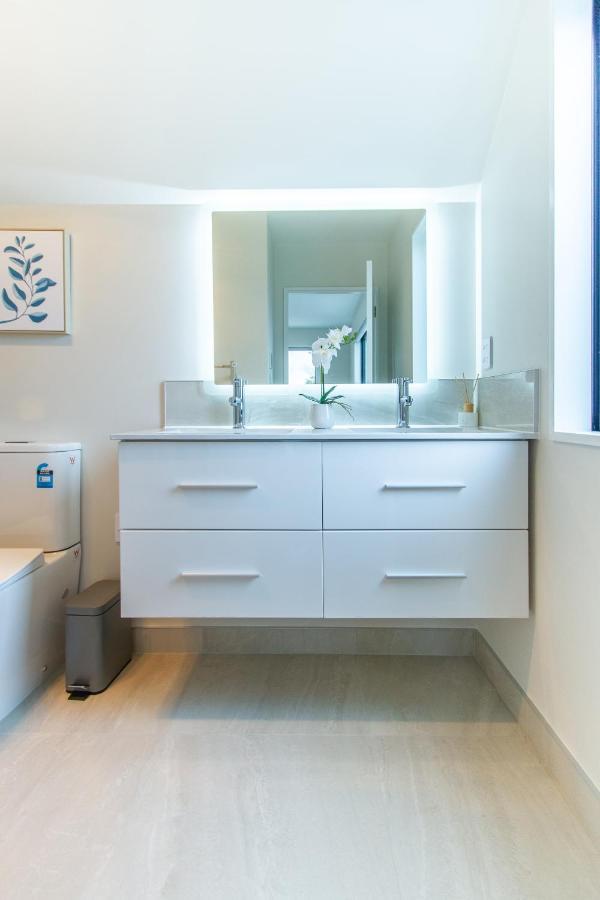 3 Bed 2.5 Bath Riccarton W/Games Room Christchurch Exteriér fotografie